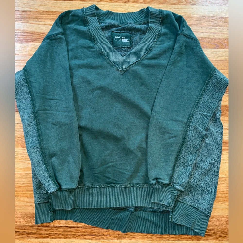Aerie V-Neck Fleece Sweatshirt XS